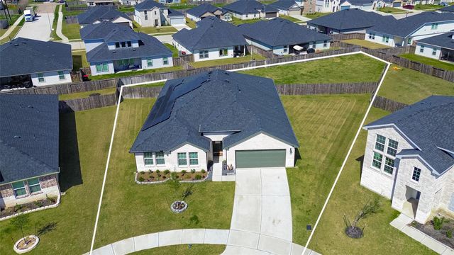 7319 Canyon Stream Street, Richmond, TX 77469