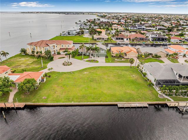 5 TROPICANA DRIVE, Punta Gorda, FL 33950