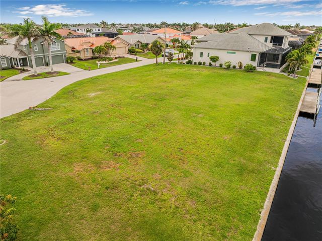 5 TROPICANA DRIVE, Punta Gorda, FL 33950