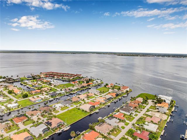 5 TROPICANA DRIVE, Punta Gorda, FL 33950