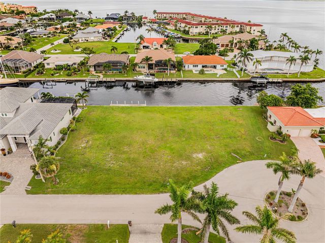 5 TROPICANA DRIVE, Punta Gorda, FL 33950