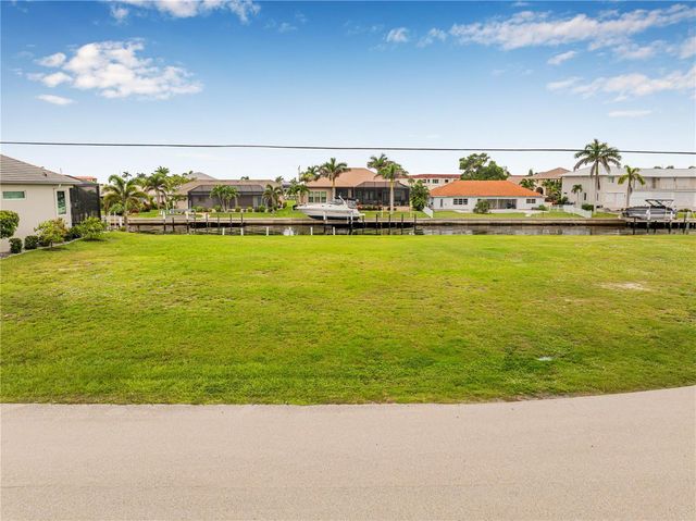 5 TROPICANA DRIVE, Punta Gorda, FL 33950