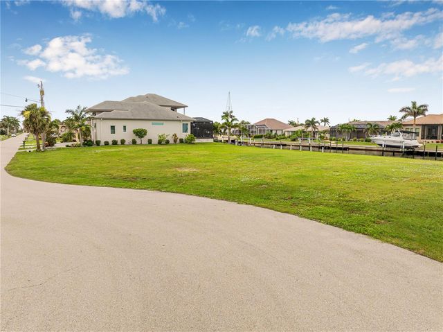 5 TROPICANA DRIVE, Punta Gorda, FL 33950