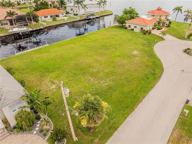 5 TROPICANA DRIVE, Punta Gorda, FL 33950