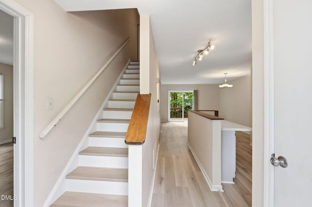 107 Weatherstone Drive Unit A, Chapel Hill, NC 27514
