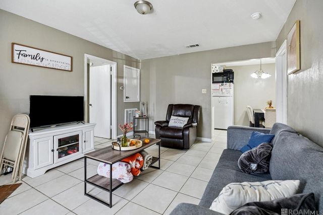 8220 Ned Ave, Baton Rouge, LA 70820