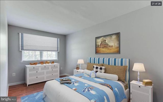 14880 EMBERDALE DR, Woodbridge, VA 22193