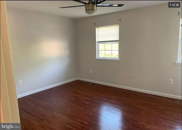 14880 EMBERDALE DR, Woodbridge, VA 22193