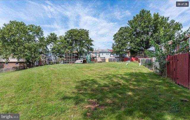 14880 EMBERDALE DR, Woodbridge, VA 22193