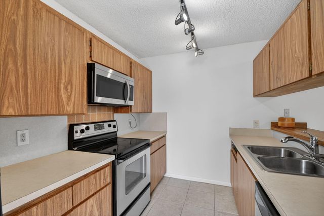 4210 42nd Way, West Palm Beach, FL 33407