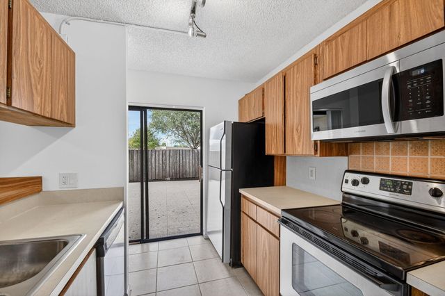 4210 42nd Way, West Palm Beach, FL 33407