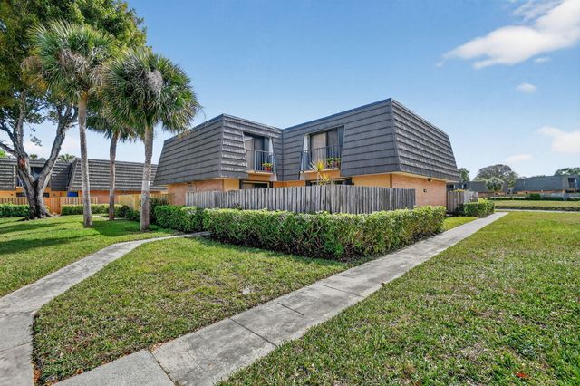 4210 42nd Way, West Palm Beach, FL 33407