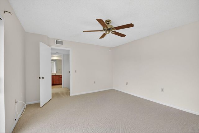 4210 42nd Way, West Palm Beach, FL 33407