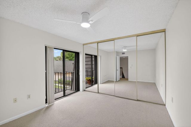 4210 42nd Way, West Palm Beach, FL 33407