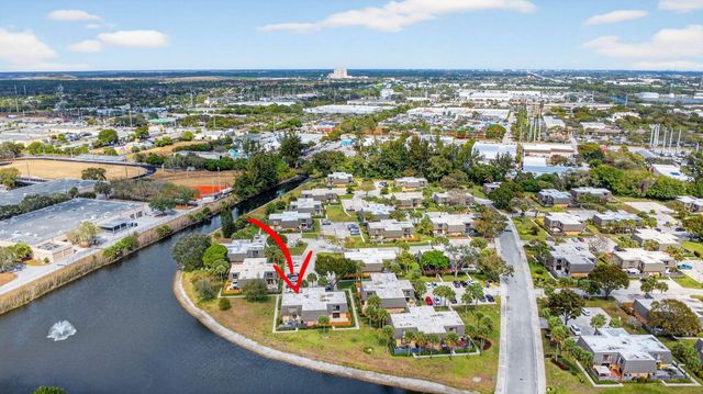 4210 42nd Way, West Palm Beach, FL 33407