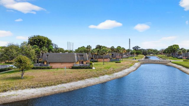 4210 42nd Way, West Palm Beach, FL 33407