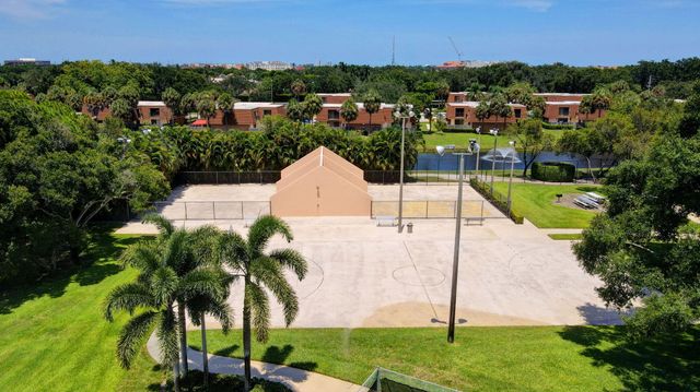 4210 42nd Way, West Palm Beach, FL 33407