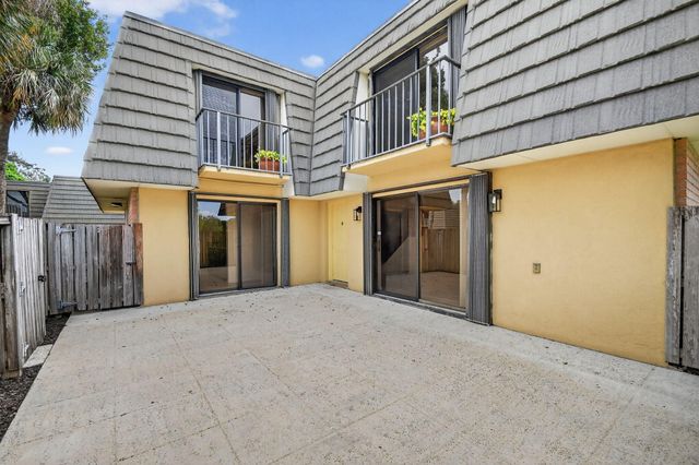 4210 42nd Way, West Palm Beach, FL 33407