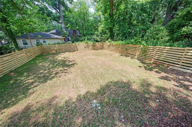 1055 Victory Drive SW, Atlanta, GA 30310