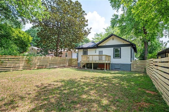 1055 Victory Drive SW, Atlanta, GA 30310