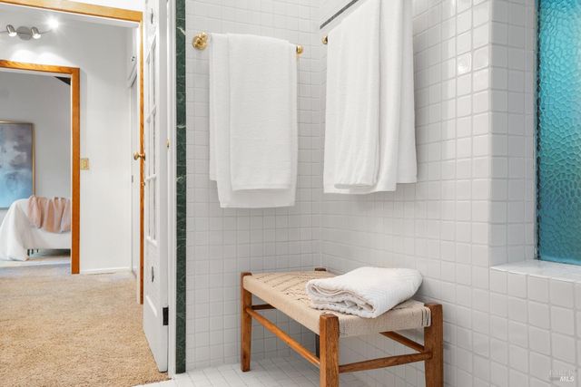 12303 Margie Ln, Glen Ellen, CA 95442