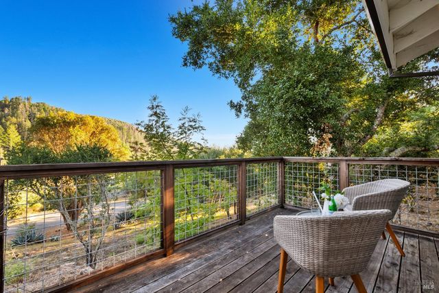 12303 Margie Ln, Glen Ellen, CA 95442