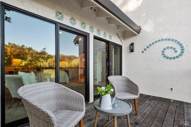 12303 Margie Ln, Glen Ellen, CA 95442