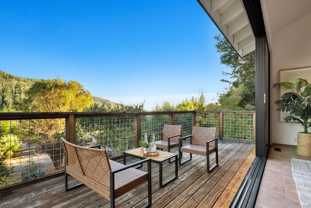 12303 Margie Ln, Glen Ellen, CA 95442