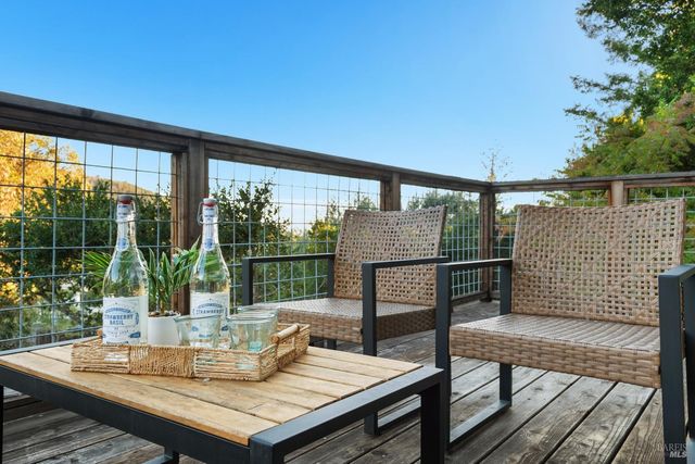 12303 Margie Ln, Glen Ellen, CA 95442