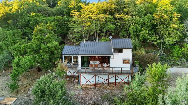 12303 Margie Ln, Glen Ellen, CA 95442