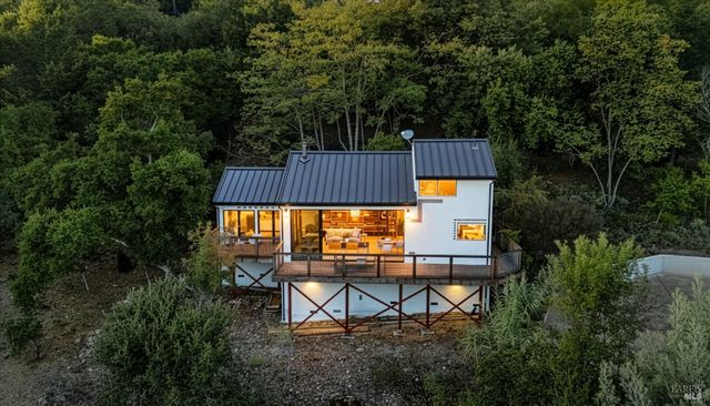 12303 Margie Ln, Glen Ellen, CA 95442