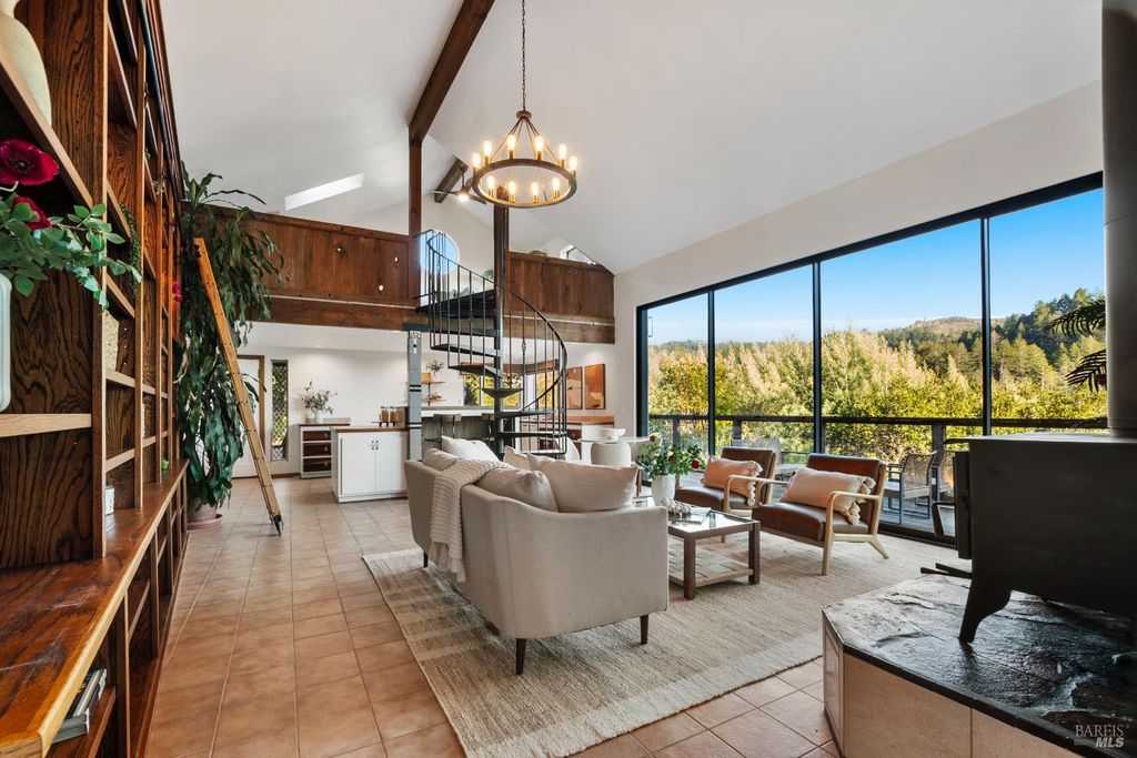 12303 Margie Ln, Glen Ellen, CA 95442