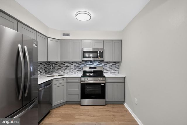 106 WILLOW TURN, Mount Laurel, NJ 08054