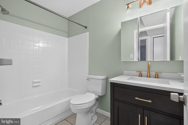 106 WILLOW TURN, Mount Laurel, NJ 08054