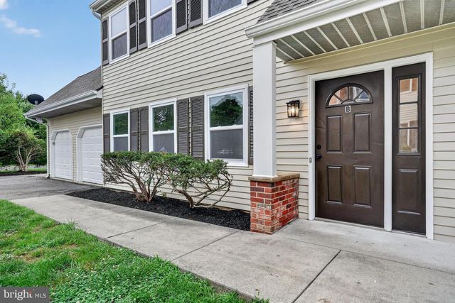 106 WILLOW TURN, Mount Laurel, NJ 08054