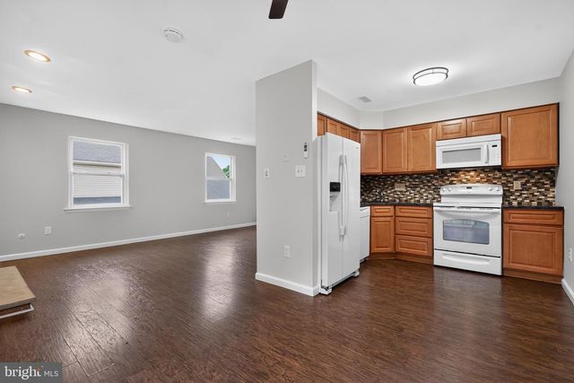 106 WILLOW TURN, Mount Laurel, NJ 08054