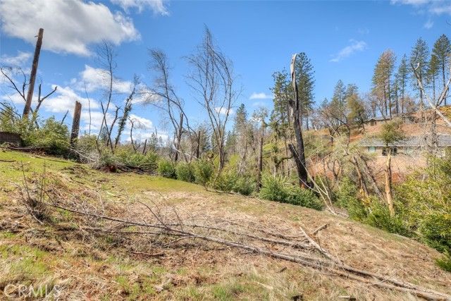 5881 Oakmore Drive, Paradise, CA 95969