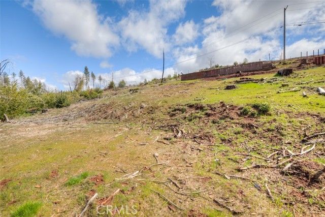 5881 Oakmore Drive, Paradise, CA 95969