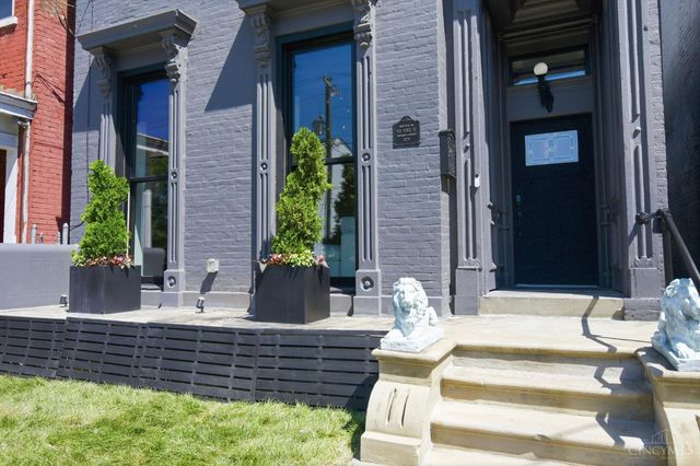 918 York Street, Cincinnati, OH 45214