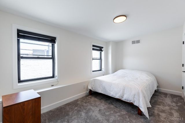918 York Street, Cincinnati, OH 45214