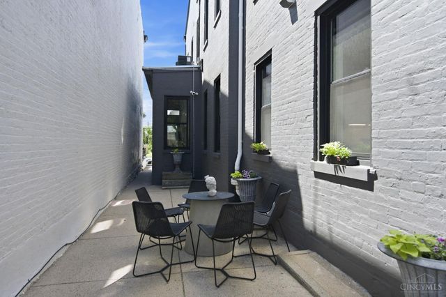 918 York Street, Cincinnati, OH 45214