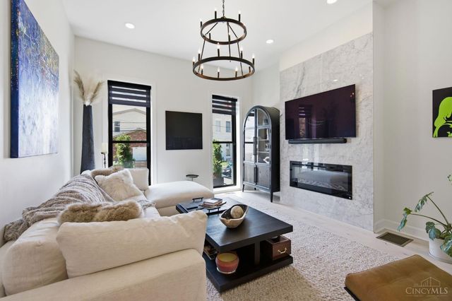 918 York Street, Cincinnati, OH 45214