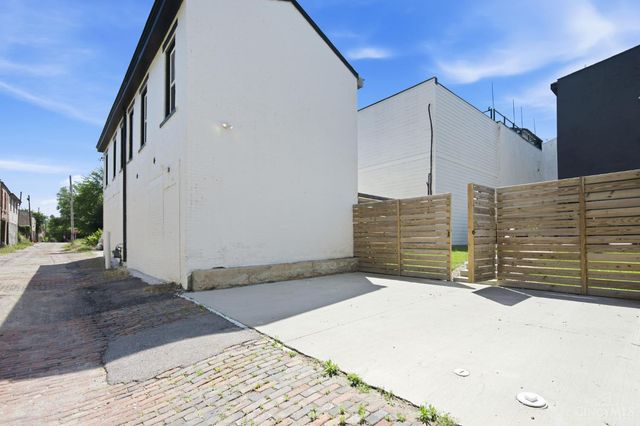 918 York Street, Cincinnati, OH 45214
