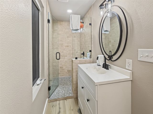 124 Marina View Court, Weatherford, TX 76087