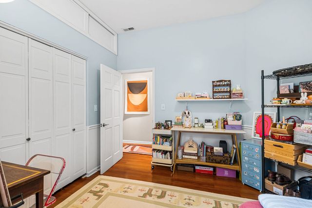 5030 N Kenmore Avenue 2S, Chicago, IL 60640