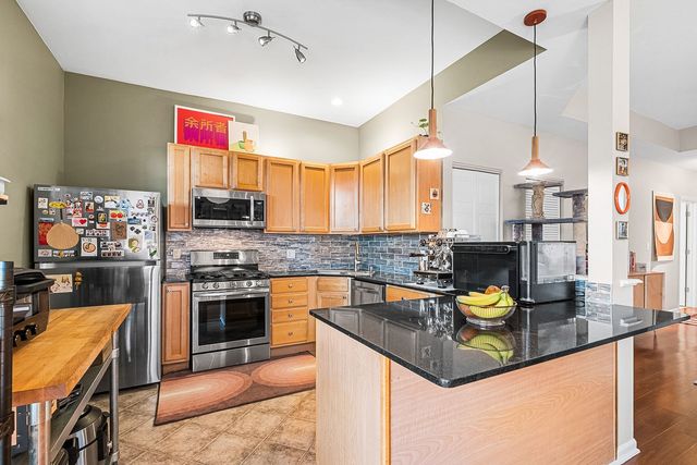 5030 N Kenmore Avenue 2S, Chicago, IL 60640