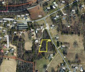 8888 Reep Drive 2, Morganton, NC 28655