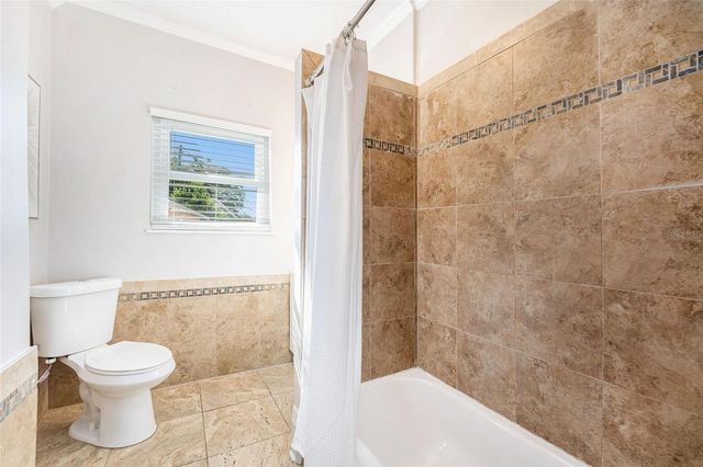 2024 OAKDALE WAY, Clearwater, FL 33755