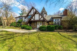 1431 Prestwick Drive, Schererville, IN 46375