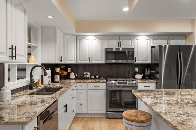 456 Vadnais Road, Vadnais Heights, MN 55127